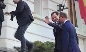 Florin cîțu a primit aviz negativ de la comisiile reunite din parlament după audierea de azi, a anunțat președintele de ședință. Ludovic Orban È™i Florin CiÈ›u Intalnire De UltimÄƒ OrÄƒ Cu Mugur IsÄƒrescu Stiri Pe Surse Cele Mai Noi Stiri