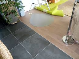 Epingle Par Kakasme Sur Renovation Maison En 2020 Parquet Massif Carrelage Sol Interieur Et Carrelage Parquet