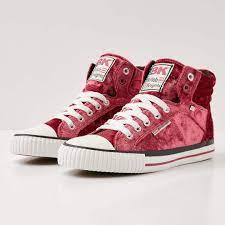 Stylish and practical, these shoes come in a palette of natural shades that will work well with both jeans and other casual trousers. Official British Knights Website Dee