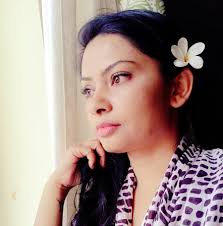 Making a cake for myself with Toby the tubby • Marou 72% SO dark chocolate  mousse with salted caramel, banana cake and oolong whipped ganache #cat  #cake