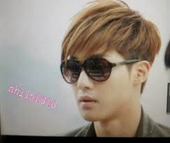 Dari kecil, tina sering muncul dengan rambut pendek. Gaya Rambut Thailand