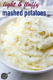 How To Make The Best Fluffy Mashed Potatoes Cooking For My Soul Recipe Fluffy Mashed Potatoes Easy Potato Recipes Homemade Mashed Potatoes