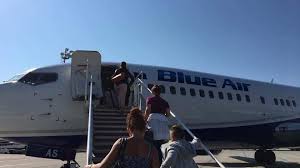 Vous avez des questions sur votre compte ou vos services flying blue ? Blue Air PrelungeÈ™te Programul Pentru Call Center DupÄƒ Ce NumÄƒrul SolicitÄƒrilor A Crescut De 4 Ori Ce OpÈ›iuni Au Pasagerii Zborurilor Anulate Ziarul De BacÄƒu