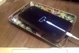 If the device is getting charged then the issue is with your iphone. How To Tell If An Iphone Is Charging When It S On Or Off
