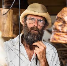 Meet Bevan van Druten @bevanvandruten Driftwood artist. Recently relocated  in Plett (Keurbooms river) from Wilderness. Combining his love for wildlife  and driftwood, he started sculpting animals 12 years ago. He's speciality is