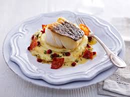 Skrei De Norvege Cabillaud Au Four Avec Son Chorizo Pommes De Terre Et Amandes Cabillaud Au Four Recettes De Cuisine Recette Gastronomique