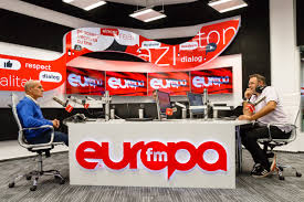 La mejor mezcla de música española e internacional de los 90 hasta hoy! Europa Fm Din Nou In Top Bazar Media
