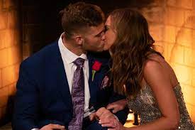Join us to watch the bachelorette season 15 premiere! Is The Bachelorette On Hulu How To Watch Season 15 Episode 2 Online