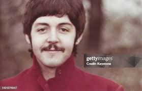 400 Paul Mccartney 1967 Photos & High Res Pictures