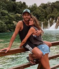 Отметок «нравится», 546 комментариев — francesca sofia novello (@francescasofianovello) в instagram: Valentino Rossi Un Addio Difficile Le Parole Della Fidanzata Francesca Sofia Novello