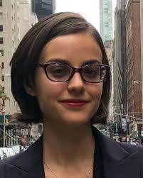 Laura Leal's Instagram, Twitter & Facebook