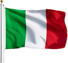 Nell'insegna civile e in quella di stato è presente lo stemma nazionale al centro della banda bianca. Bandiera D Italia 3 X 5 Nuovo Italian 3x5 Tri Colore Banner Amazon It Giardino E Giardinaggio