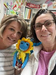 Abbie Bogen's Instagram, Twitter & Facebook