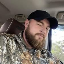 So many new members, I love it 😍😍😍 @everyone feel free to introduce  yourselves so we can start to get to know each other!! 😁😁