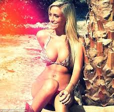 Discover who blake bortles is frequently seen with, and browse pictures of them together. Blake Bortles Splits From Girlfriend Lindsey Duke Daily Mail Online