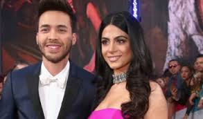La bellísima emeraude toubia estuvo en república dominicana para apoyar a su novio durante los premios heat, ¡e hizo revelaciones acerca de su noviazgo con prince royce! Prince Royce Se Casa Con Su Novia Emeraude Toubia Desvistiendo Las Noticias