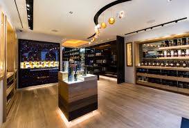 The Whisky Shop Piccadilly Whisky Shop Shop Window Design Shop Front Signage