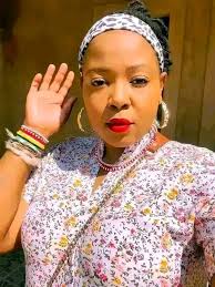 Bhala isibongo sakho ngikuhlolele