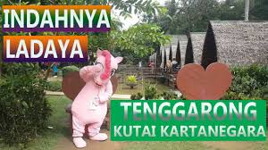 Bangunan ini bersebelahan dengan museum kukar dipisahkan dengan jalanan kecil. Ladaya Tenggarong Ladaya Wisatatenggarong Kukar Tenggarong Indonesia Kaltim Samarinda Youtube