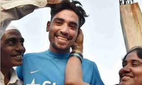 Latest mohammed siraj news and updates, special reports, videos & photos of mohammed siraj on sportstar. Mohammed Siraj S Father Passes Away Hyderabad Pacer Can T Attend Last Rites