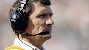 PHOTOS: A look back at the career of former Alabama coach Ray Perkins