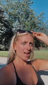 Kellie Garrison's Instagram, Twitter & Facebook