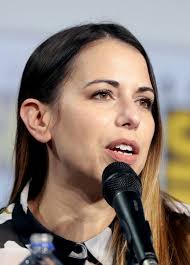 Simpanui sigan , 보이스 시즌4. Laura Bailey Voice Actress Wikipedia