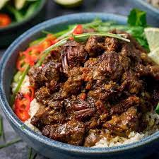 Beef Rendang Slow Cooked Fall Apart Spicy Beef With A Touch Of Heat Rendang Beefrendang Indonesia As Beef Curry Recipe Beef Rendang Recipe Asian Recipes