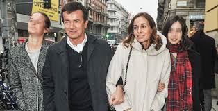 Giorgio gori, sindaco di bergamo, è il marito di cristina parodi. Giorgio Gori Con Cristina Parodi E Le Figlie Dopo La Batosta Elettorale Si Consola In Famiglia Gossip