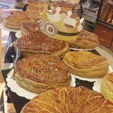 Les Galettes Des Rois Edition 2017 De La Boulangerie Richard A La Foret Fouesnant Boulangerie Foret Fouesnant Fouesnant