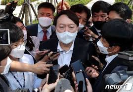 장성철 공감과 논쟁 정책센터 소장 프로필 알아보기 하이여~반갑습니다. ê¹€ìž¬ì› ì•„êµ°ì— ìˆ˜ë¥˜íƒ„ ë˜ì§„ ìž¥ì„±ì²  ìœ¤ì„ì—´ XíŒŒì¼ ê¹Œë³´ì—¬ë¼ å°¹ì€ ë‹µì„