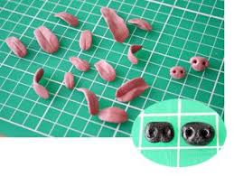 樹脂粘土でベロと鼻作りました 羊毛フェルト 犬 作り方 ニードルフェルトの動物 テディベア 作り方