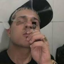 Câmera flagra torcedor do Athletico enfurecido com Gerson: "Jogou aonde,  Gerson?”