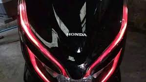 Apakah motor sport memiliki warna yang cerah? Modifikasi Keren Pada Lampu Motor Matic Honda Gaet Co Id