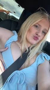 Kaylee Bowden's Instagram, Twitter & Facebook