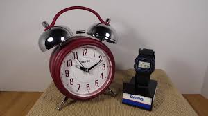 Stainless steel case and band, push button release clasp. Seiko Qhk051r Alarm Clock Youtube