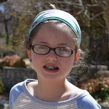 Sarah Lasater's Instagram, Twitter & Facebook