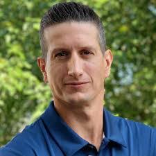 Brett Mathis's Instagram, Twitter & Facebook