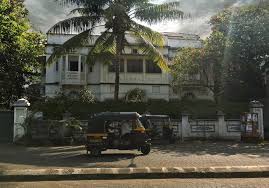 Bombay (Mumbai). Surviving Colonial ...