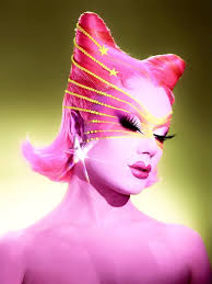 Our hearts can't take it!! 😍 @itsstarlet leaves us breathless with her  mind-blowing creativity. We are so honored to have Tako and Bulletproof  eyeshadows be a part of her magic! #sugarpill #dragmakeup