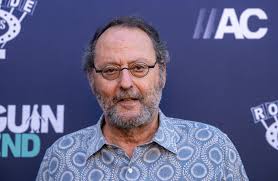 Jean Reno új barátját ön is irigyelni fogja!