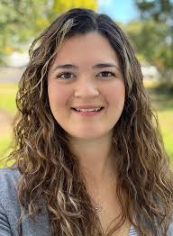 EAST TENNESSEE! Farragut Schools , 37934, 5 Bedroom , 3 Full Baths , 2700  Sq Ft , quiet Neighborhood, close to Schools , Hospital, Fort Loudon Lake ,  beautiful walkways ! No