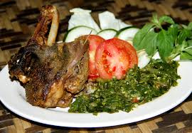 Bagi pencinta bebek goreng, makanan ini sangat nikmat disantap bersama nasi putih hangat dengan tambahan berupa lalapan daun kemangi, timun serta dengan sambalnya yang khas. Lalapan Sambal Ijo Di Malang Yang Bikin Nagih Kaya Kuliner
