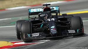 Put your driving skills to the test and you could race all the way into an official f1 team, competing in the live pro series events and go down in history to become a champion of the f1® esports series. Formel 1 Lewis Hamilton Gewinnt Qualifying In Barcelona Sport Dw 15 08 2020