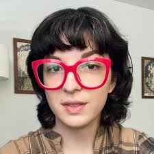 Anna Paredes (@annaparedes113)