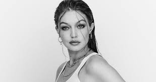 Gigi hadid was born in los angeles, california to parents, yolanda hadid and mohamed hadid, on 23rd april, 1995. Gigi Hadid Shares A New Photo With Her Newborn Daughter Emirates Woman