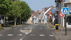 Il devrait en dire plus dans so. Des Lundi Soir Fin Du Couvre Feu A Etaples Et A Hesdin