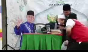 Selama bulan suci ramadhan, ustaz zacky mirza memang memiliki jadwal dakwah yang cukup padat. Qx0yjgpm6dayqm