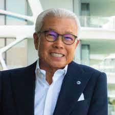 Poh Chua's Instagram, Twitter & Facebook