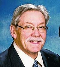 Earl Nicholson's Instagram, Twitter & Facebook